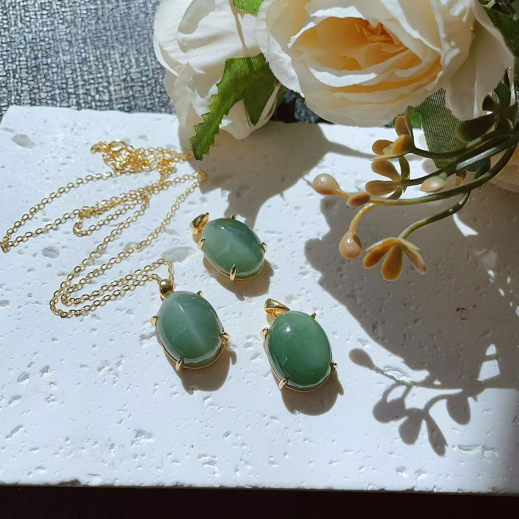 Certified Peppermint Green Jade Pendant | Natural Nephrite Oval Necklace | 18K Gold Plated 925 Silver | Minimalist Luxury Jewelry