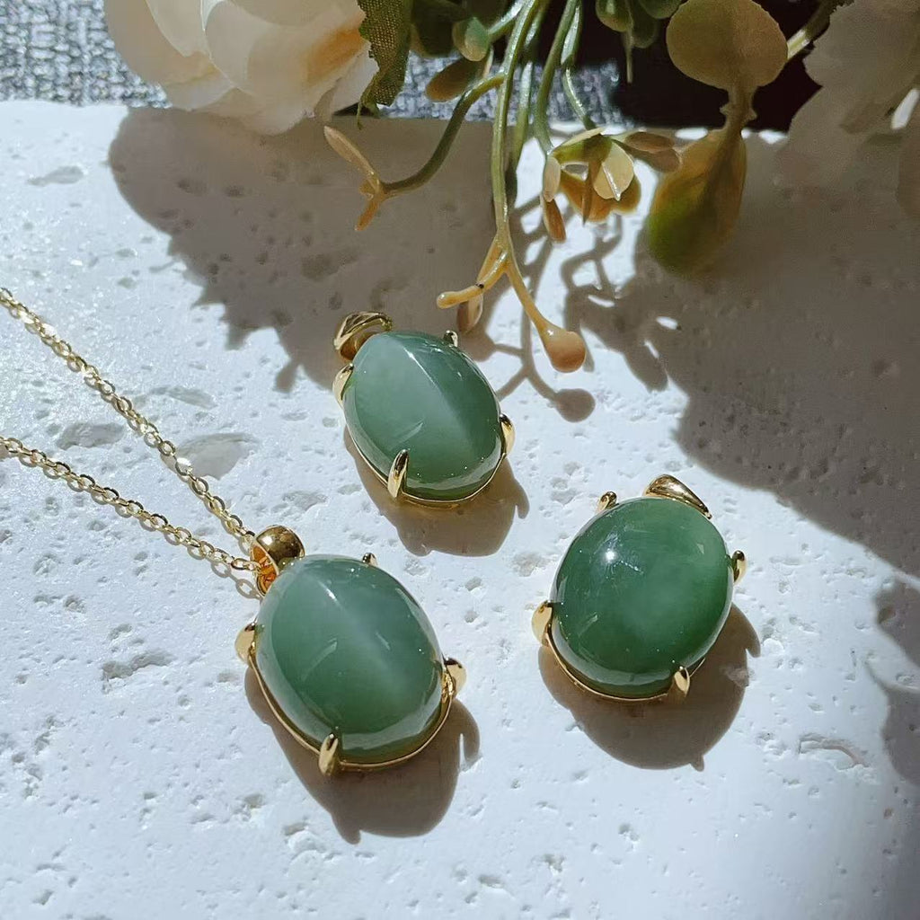Certified Peppermint Green Jade Pendant | Natural Nephrite Oval Necklace | 18K Gold Plated 925 Silver | Minimalist Luxury Jewelry