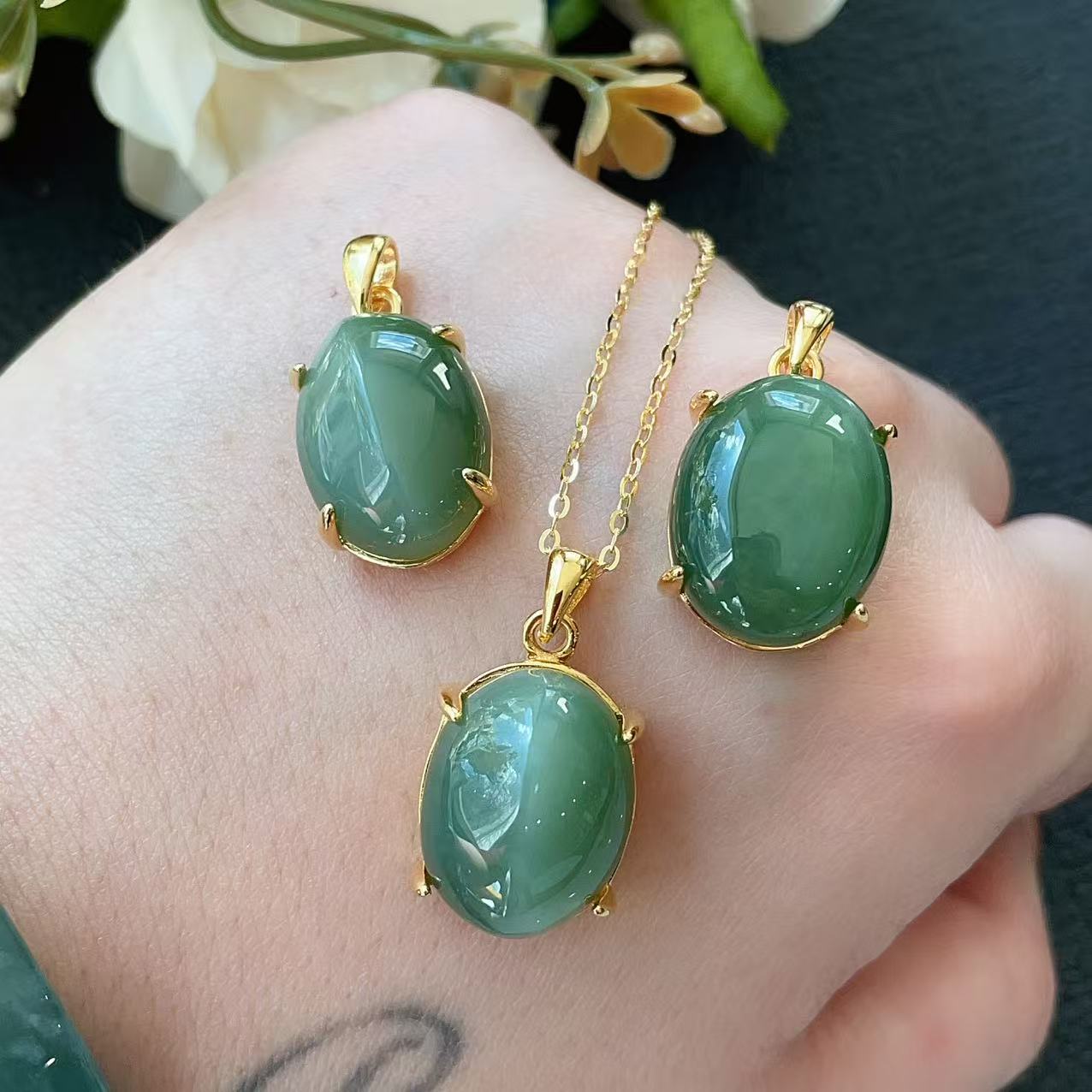 Certified Peppermint Green Jade Pendant | Natural Nephrite Oval Necklace | 18K Gold Plated 925 Silver | Minimalist Luxury Jewelry