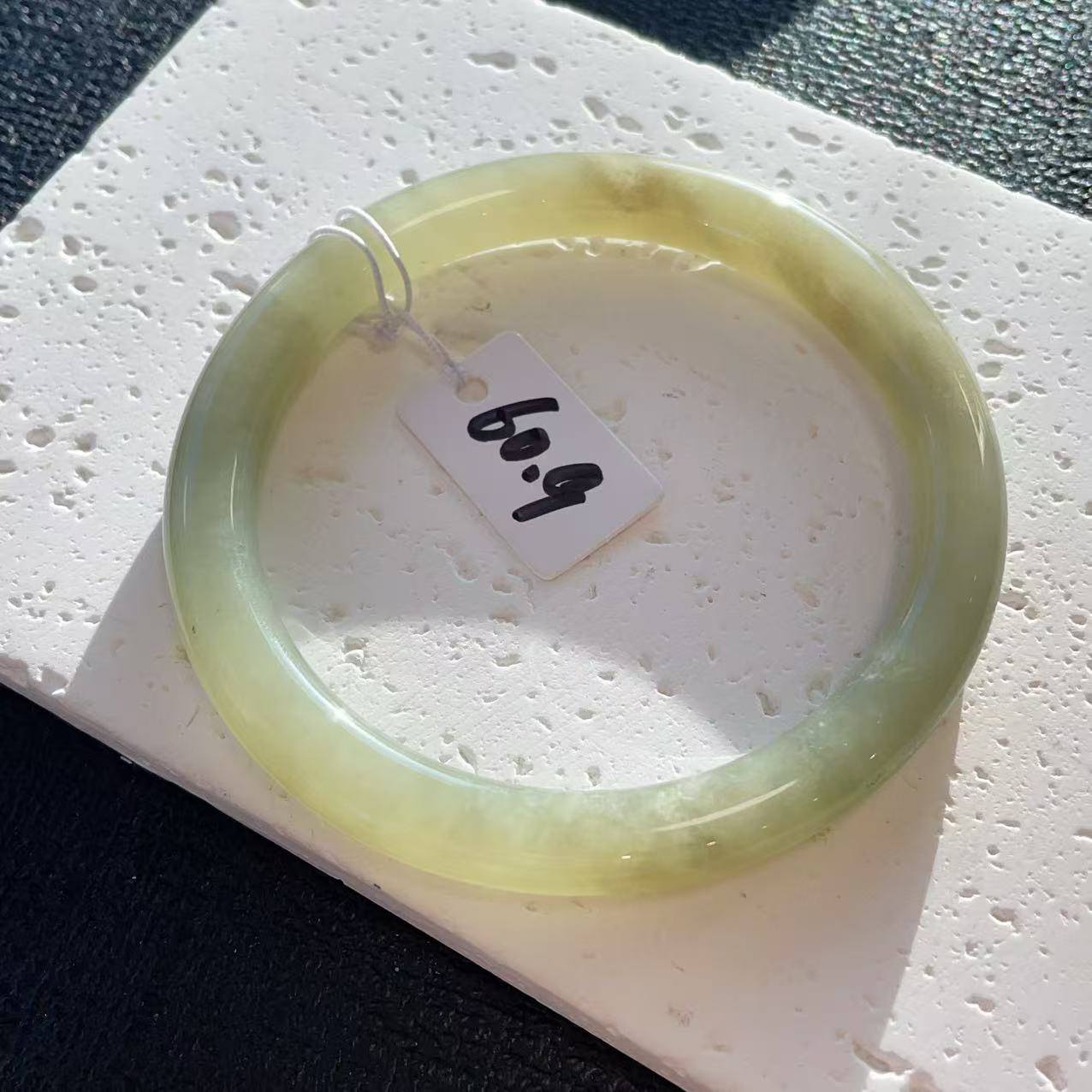 Natural Nephrite Jade Slim Bangle – Spring Water Green | Size 60–61