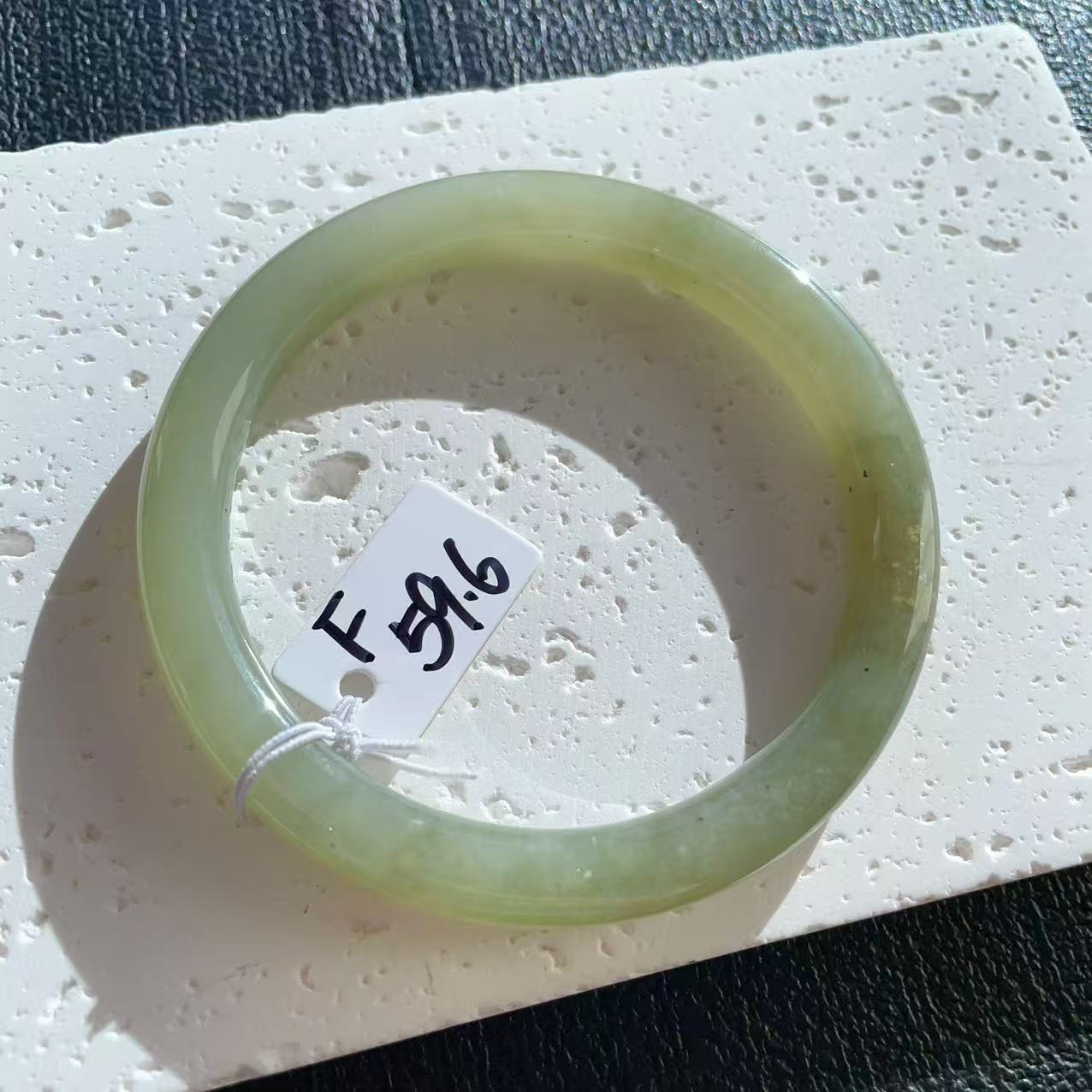 Natural Nephrite Jade Slim Bangle – Spring Water Green | Size 57–60