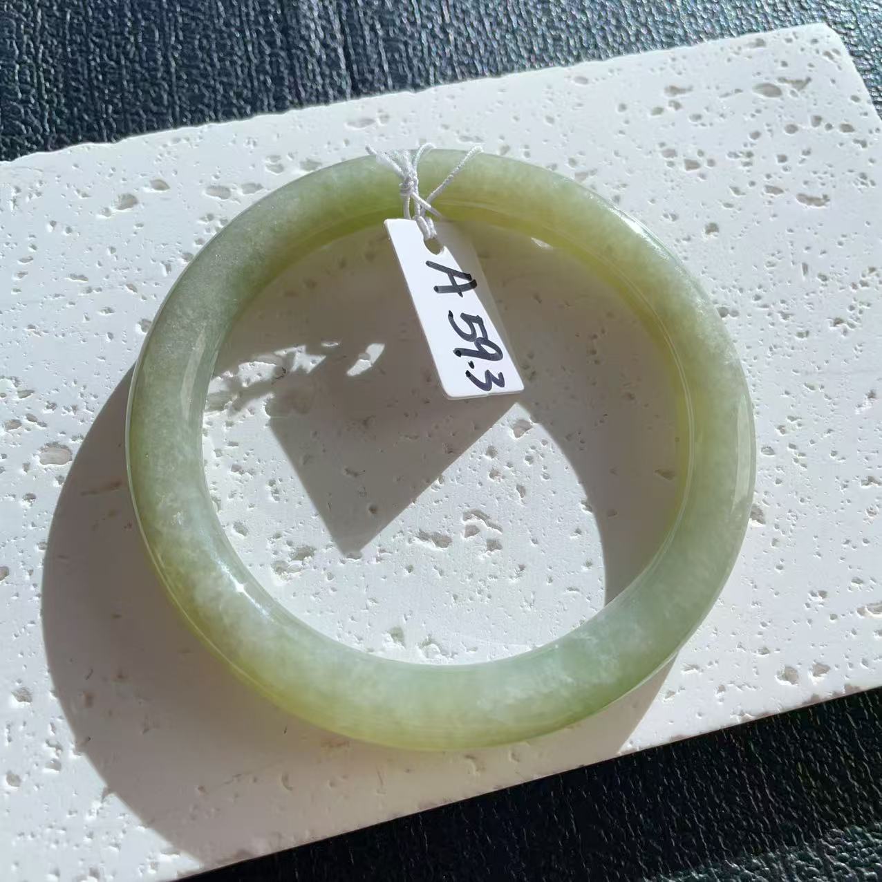 Natural Nephrite Jade Slim Bangle – Spring Water Green | Size 57–60