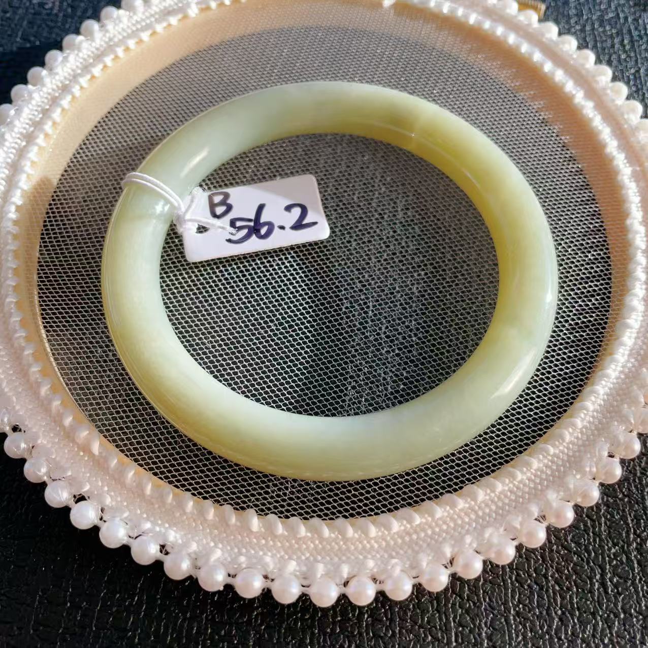 Natural Nephrite Jade Slim Bangle – Spring Water Green | Size 52–57