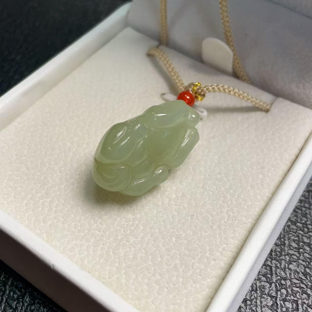 Natural Jade Pixiu Pendant Necklace ，Adjustable Chain 26" ， Icy Translucent Green Jade Amulet ， Wealth & Protection Talisman Gift