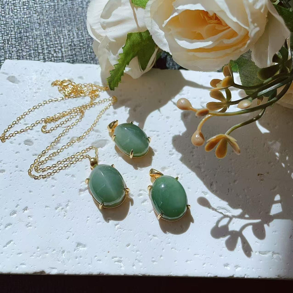 Certified Peppermint Green Jade Pendant | Natural Nephrite Oval Necklace | 18K Gold Plated 925 Silver | Minimalist Luxury Jewelry