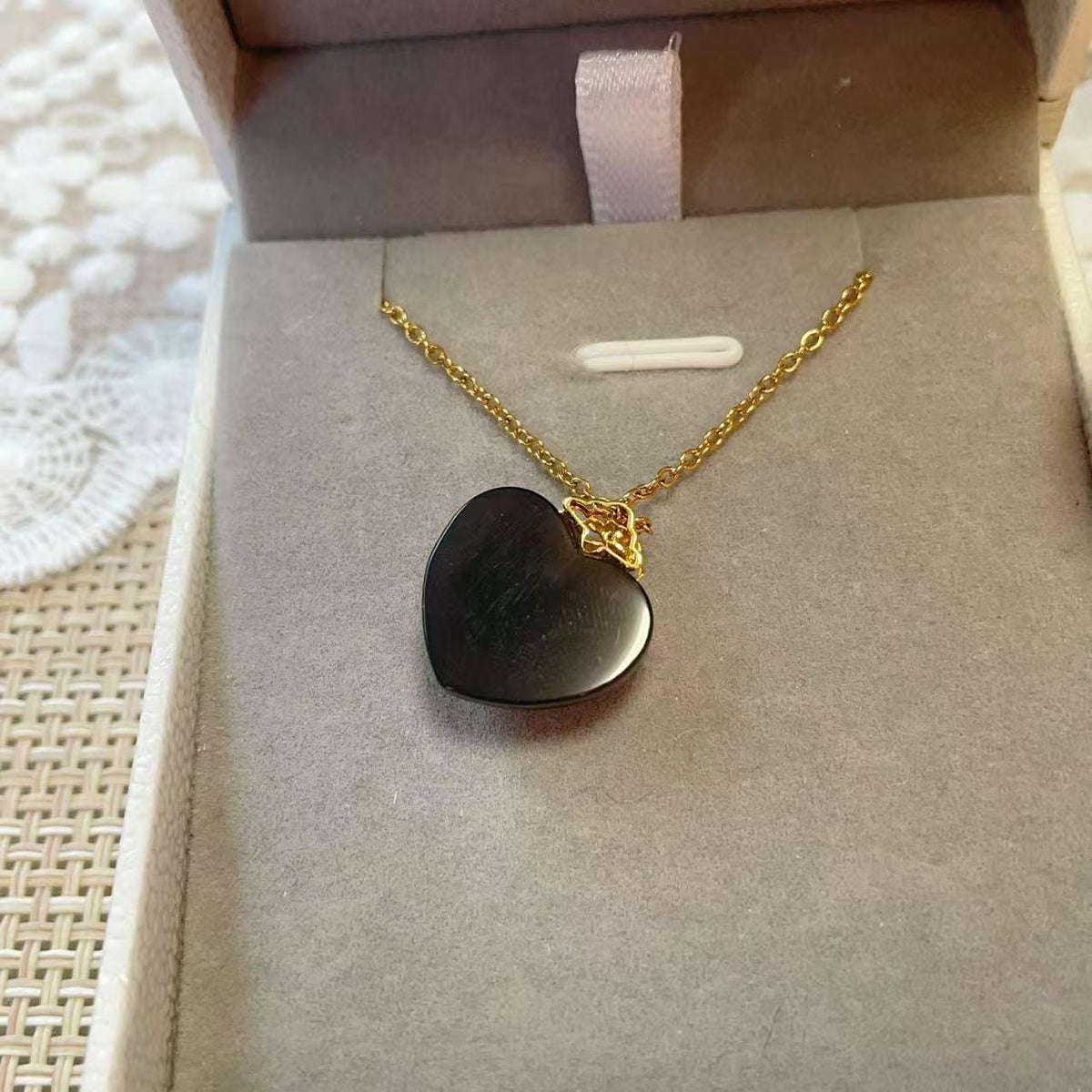 Certified Smoky Lavender Jade Heart Necklace , 18K Gold Jade Pendent Necklace, Real Nephrite Jade, High Grade Jade, Certified Natural Jade
