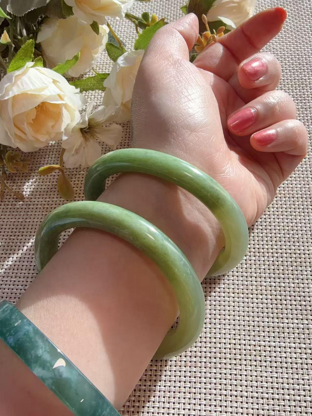 Certified Natural Icy Nephrite Jade Bangle, Vivid Green Two Tone Jade, Water Grass Pattern Jade, 55-57.5mm Round Bangle, One of a Kind