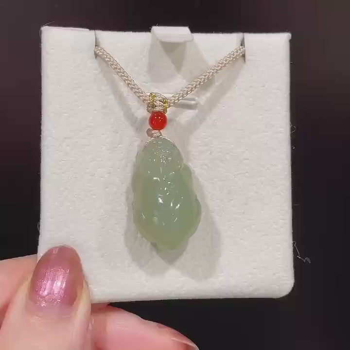 Natural Jade Pixiu Pendant Necklace ，Adjustable Chain 26" ， Icy Translucent Green Jade Amulet ， Wealth & Protection Talisman Gift
